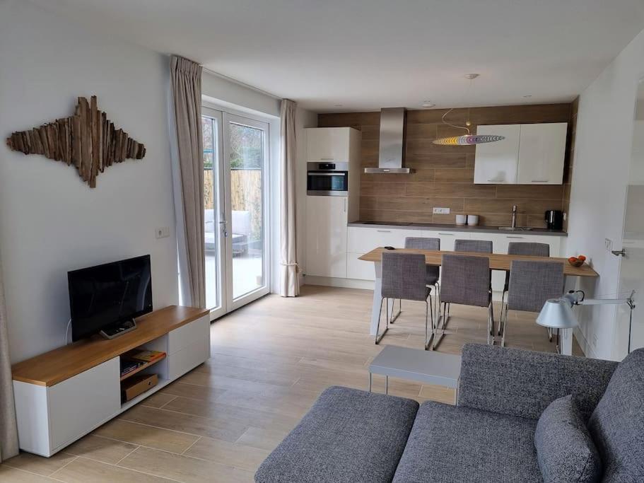 Vakantiewoning 1 Aan Zee, 400 Meter Van Het Strand Zoutelande Exterior foto